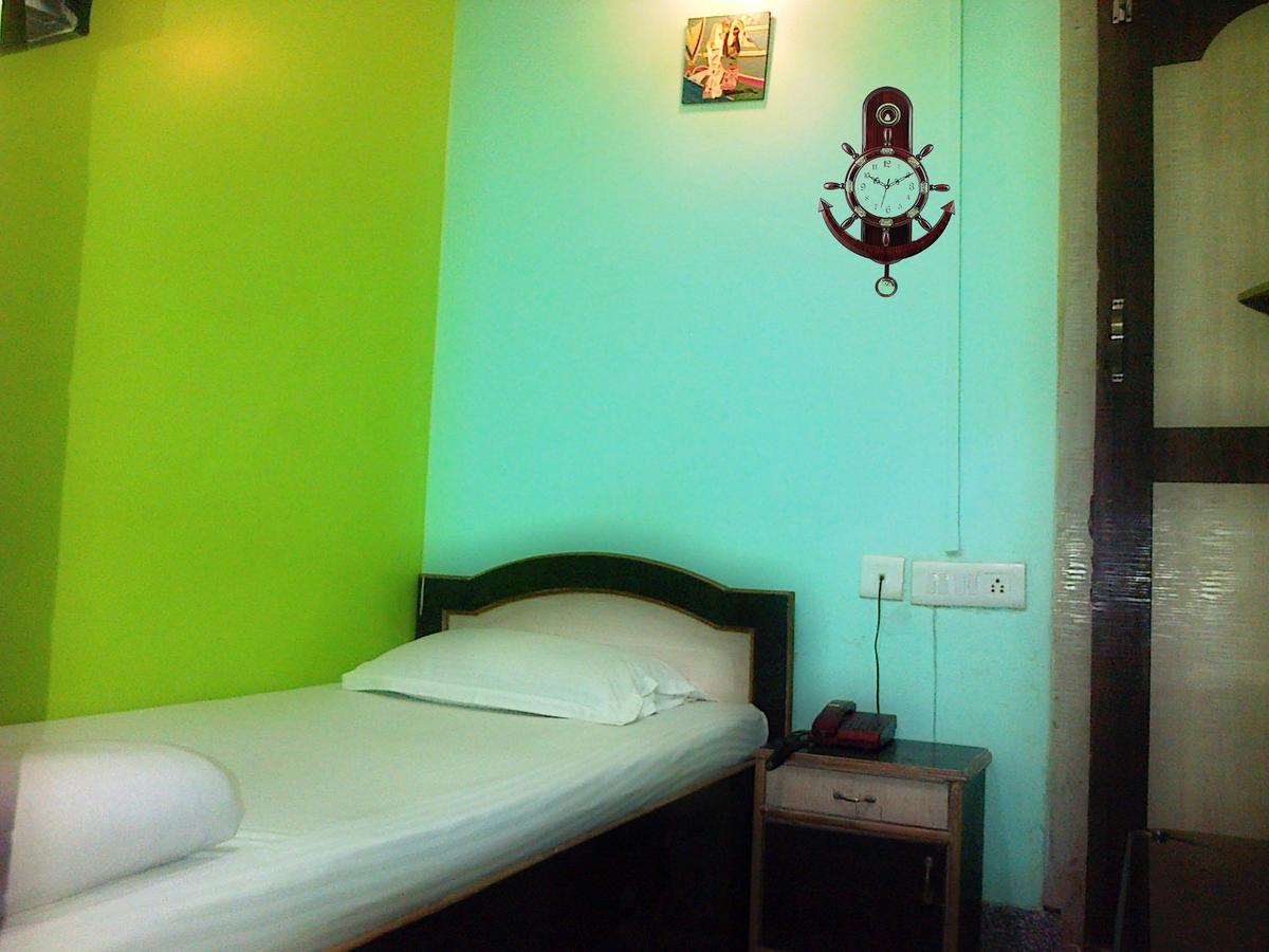 Hotel Mega Palace Patna  Exteriör bild