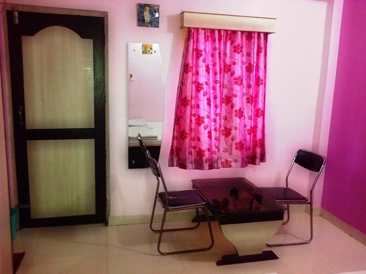 Hotel Mega Palace Patna  Exteriör bild