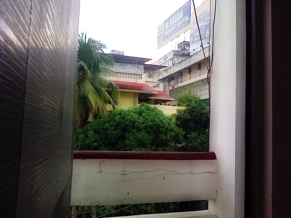 Hotel Mega Palace Patna  Exteriör bild